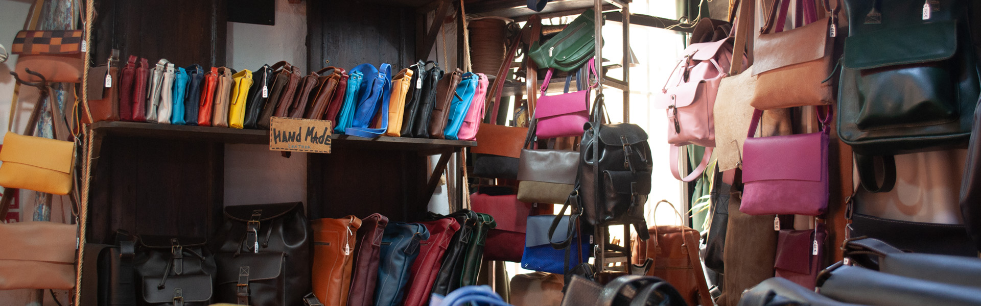 Modelos exhibidos en la tienda